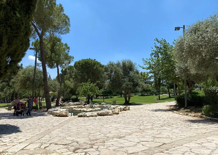 Goodhouse 403 - Pretty Flat Near Mamilla